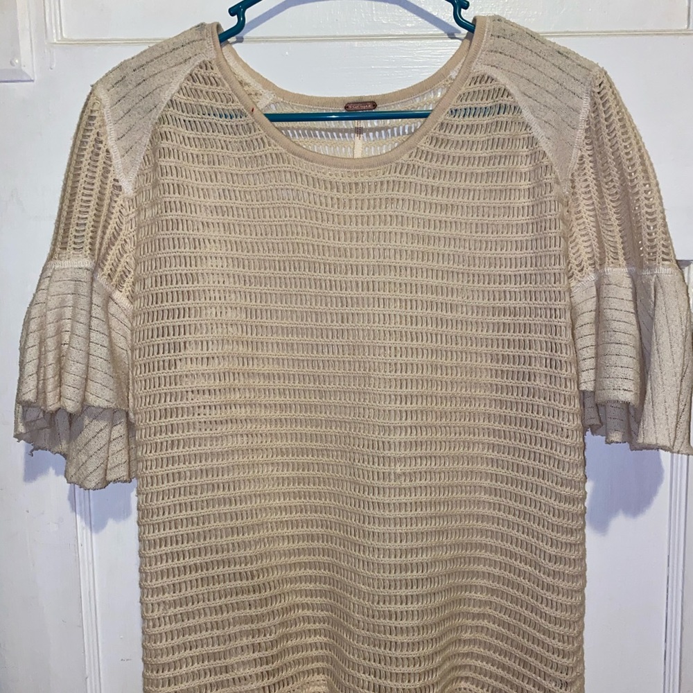 free people cream lace top w/ flowy short sleeves